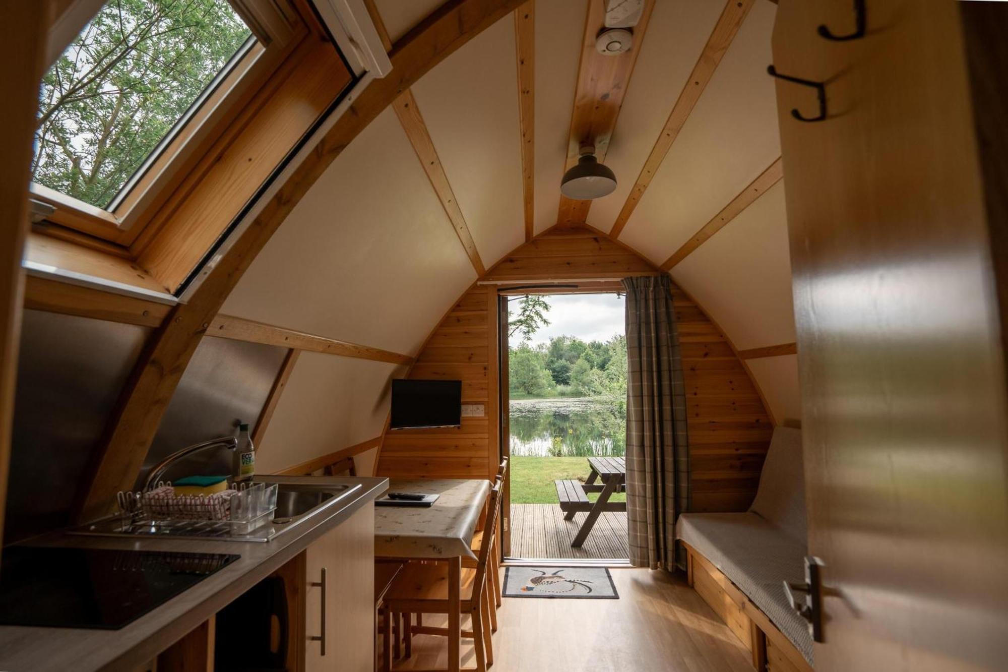 Ball Hall Farm By Wigwam Holidays East Cottingwith Quarto foto